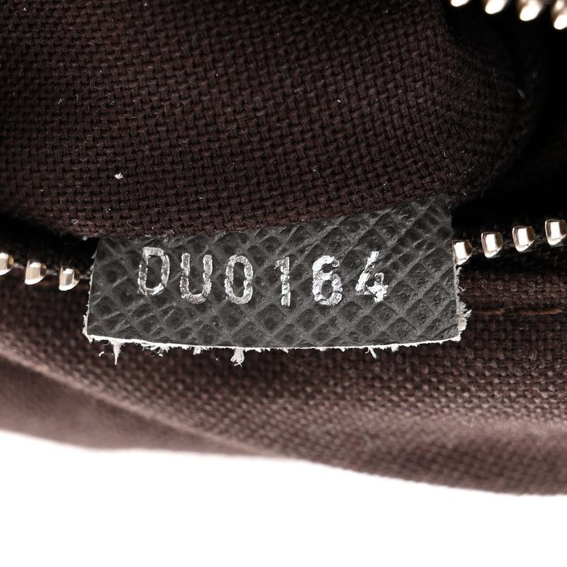 Louis Vuitton Taiga Milo Messenger