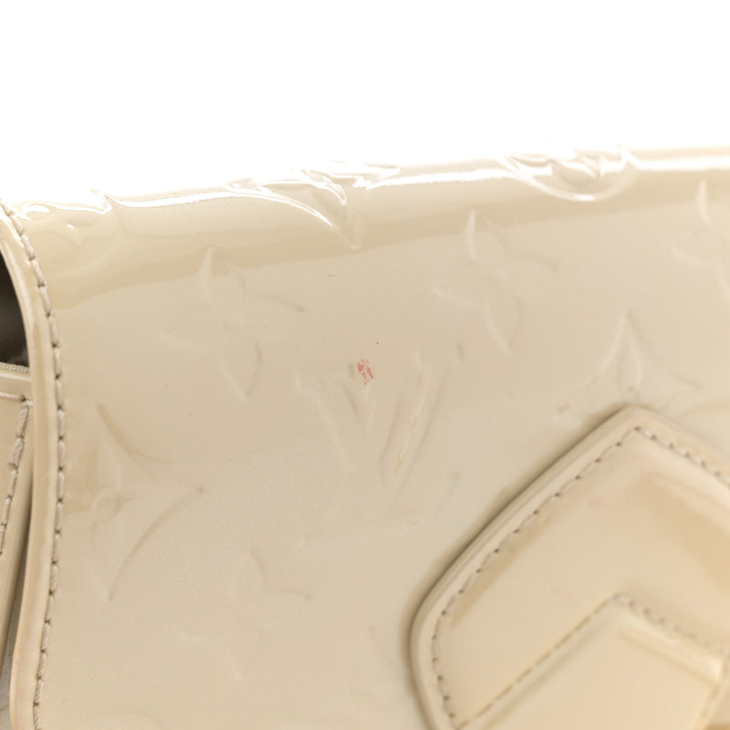Louis Vuitton Vernis Bellflower Pm Perle