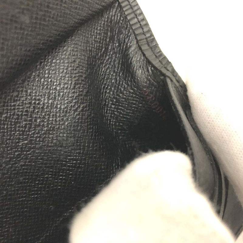 Louis Vuitton Epi Porte Tresor