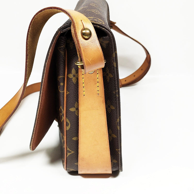 Louis Vuitton Lv Shoulder Bag