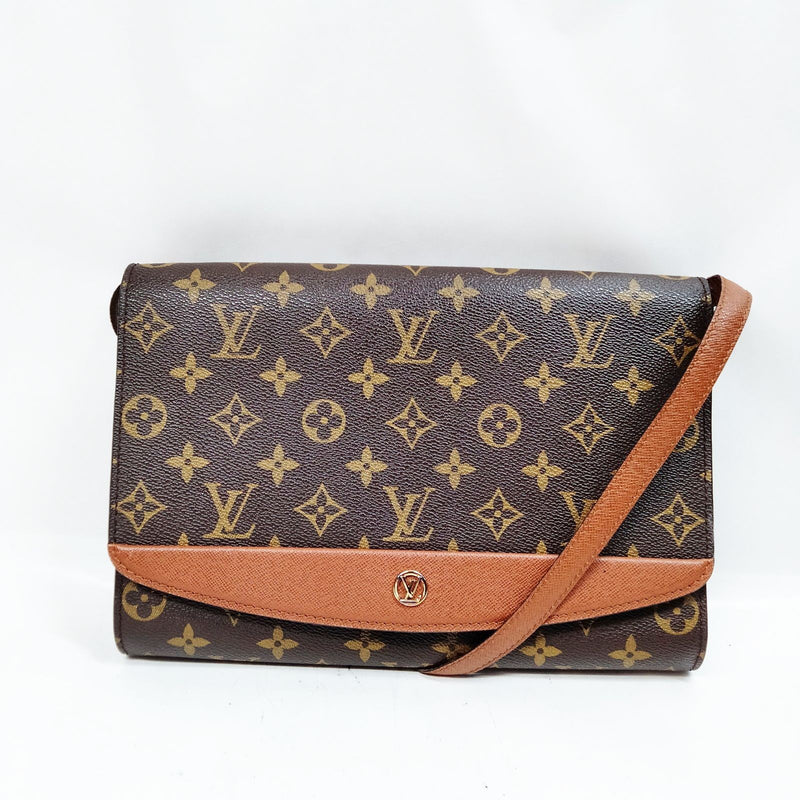 Louis Vuitton Lv Shoulder Bag Bordeaux