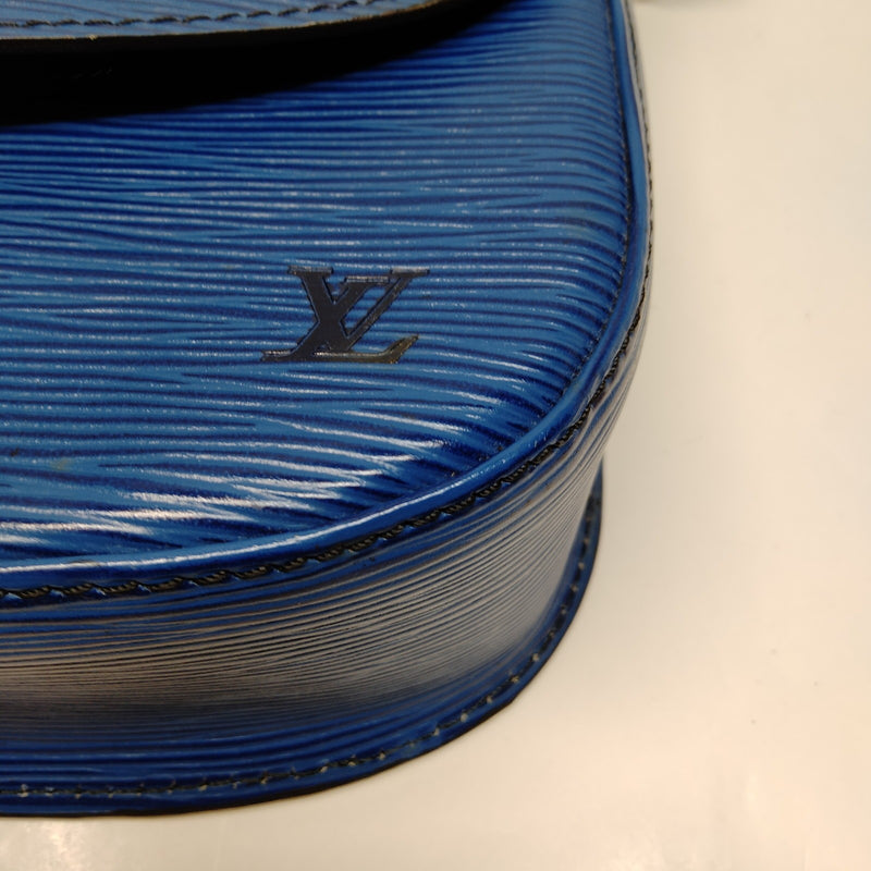 Louis Vuitton Lv Shoulder Bag Saint