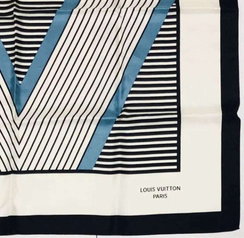 Louis Vuitton Silk Scarf White 23.4 X