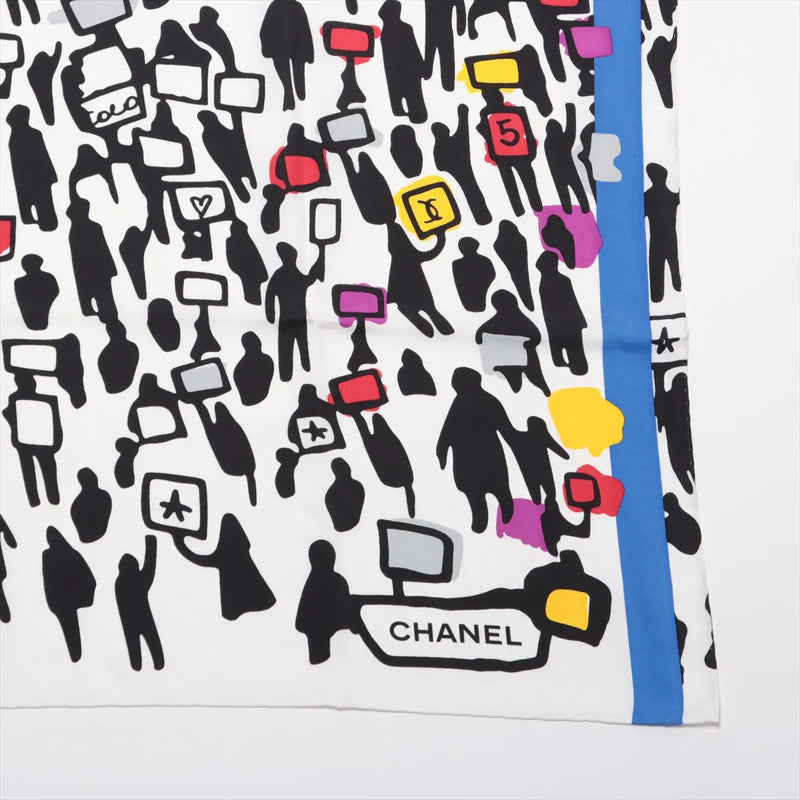 Chanel People Holding Placards 15G Scarf