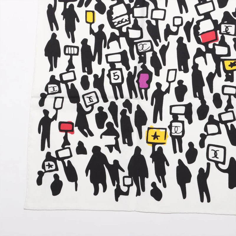 Chanel People Holding Placards 15G Scarf