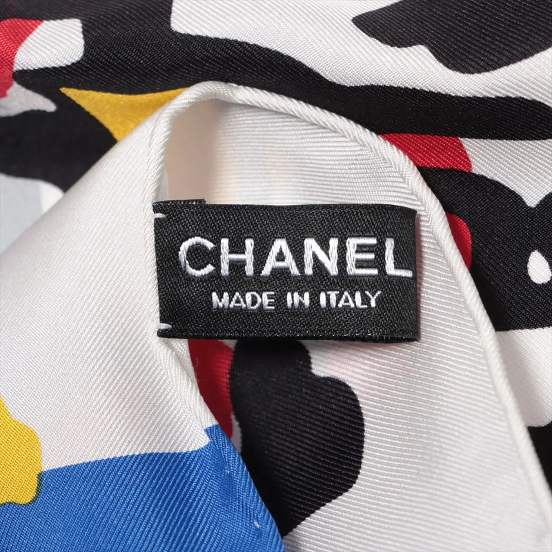 Chanel People Holding Placards 15G Scarf