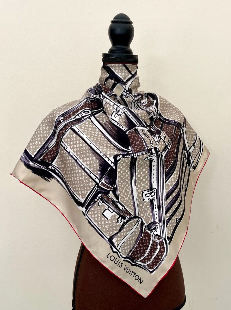 Display #1 New Louis Vuitton Scarf