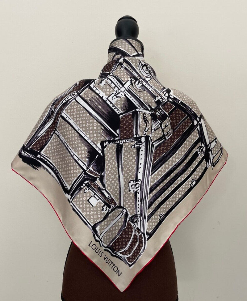 Display #1 New Louis Vuitton Scarf