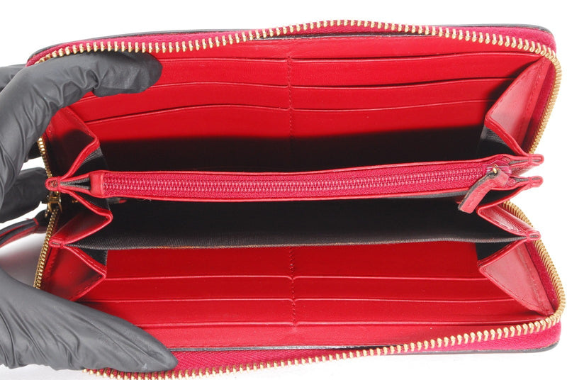 Gucci Sylvie Wallet Zippy Zip Around