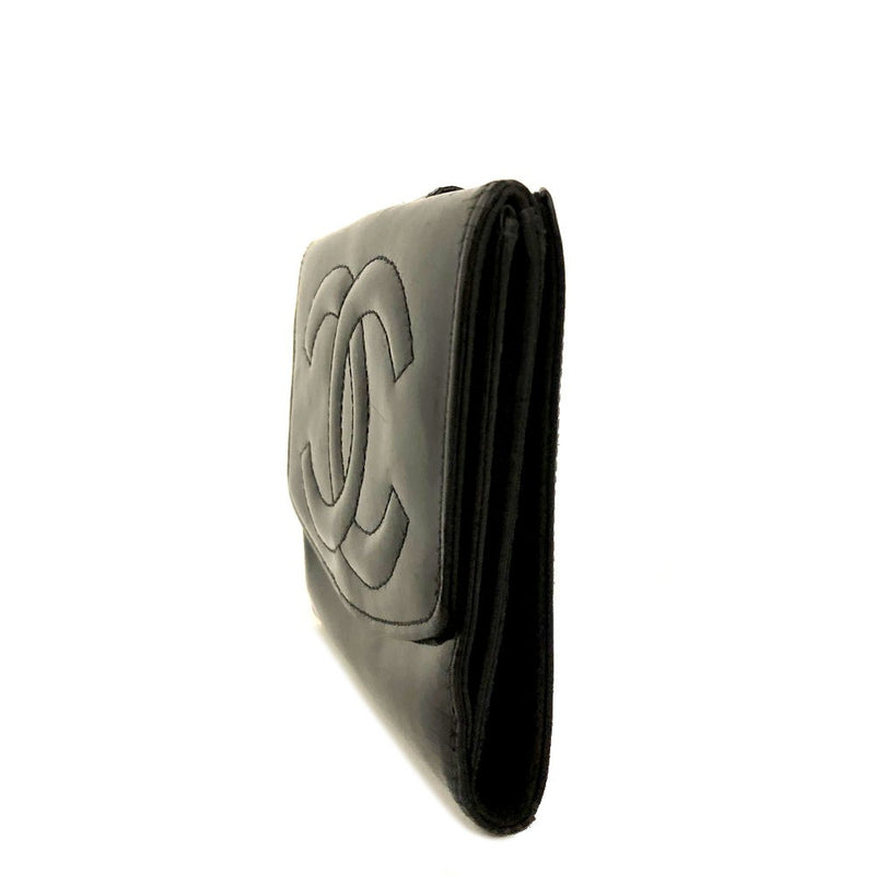 Chanel Cc Logo Patent Leather Bifold