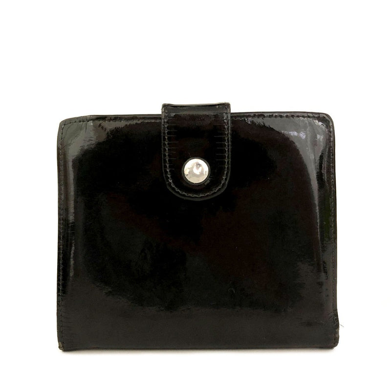 Chanel Cc Logo Patent Leather Bifold
