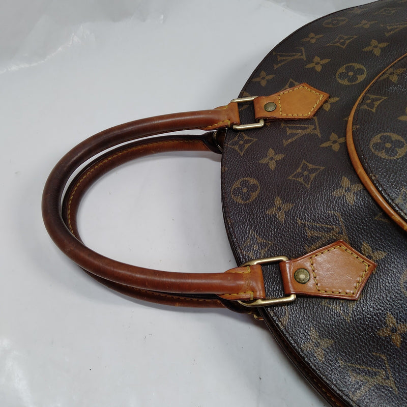 Louis Vuitton Lv Hand Bag Ellipse Mm