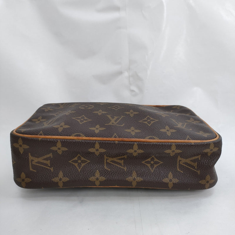 Louis Vuitton Lv Clutch Compiegne 23