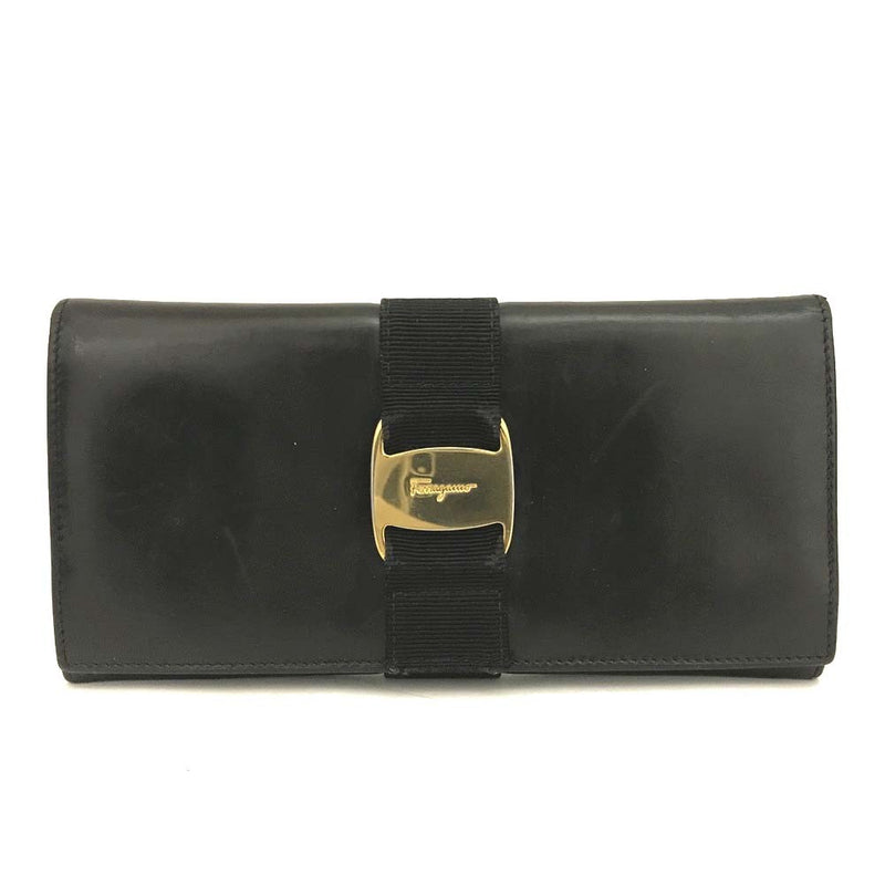 Salvatore Ferragamo Vara Leather Long