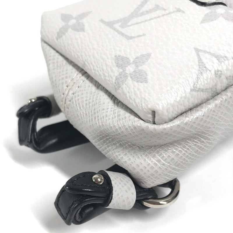 Louis Vuitton Outdoor Slingbag Taigarama