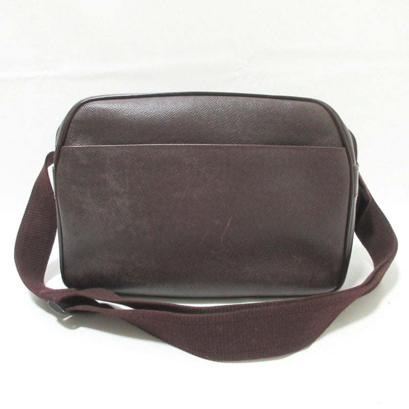 Louis Vuitton Reporter Bag Taiga Leather