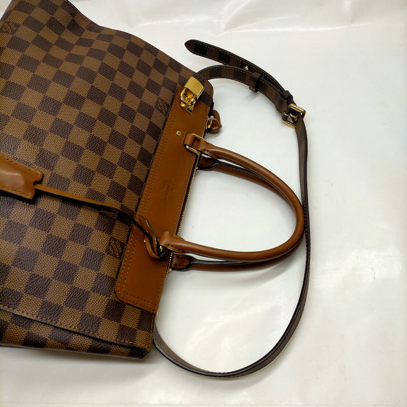 Louis Vuitton Lv Hand Bag Greenwich