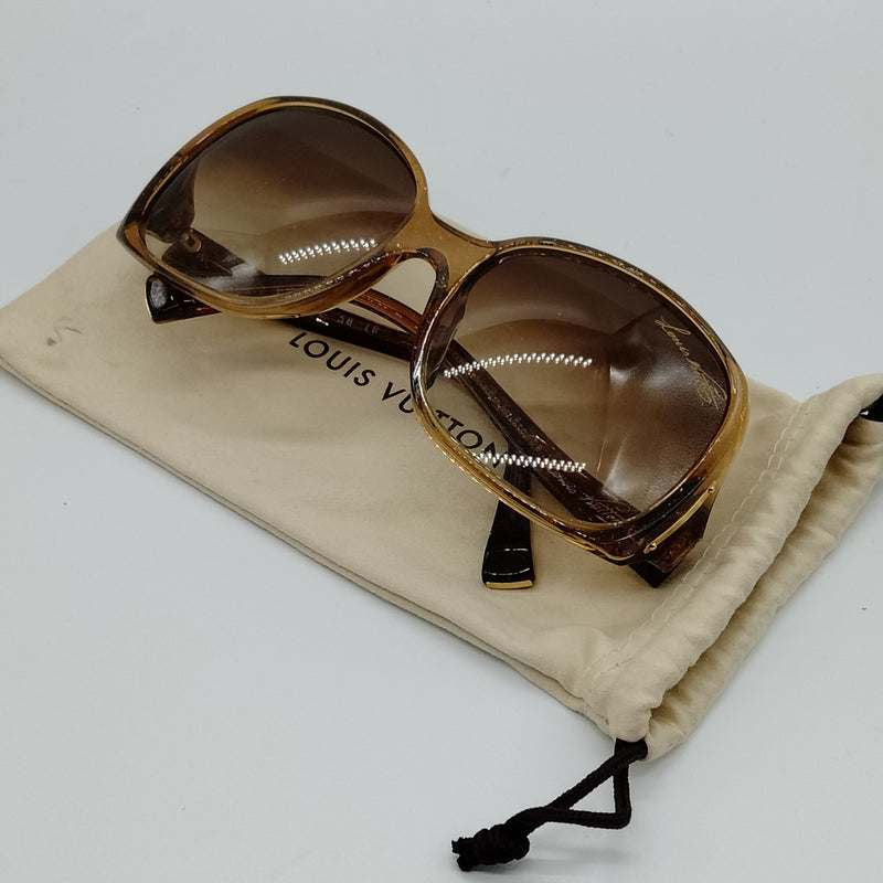 Louis Vuitton Sunglasses Women's Light