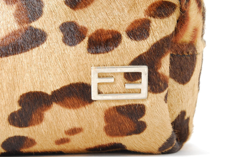 Rare* Fendi Pouch Leather