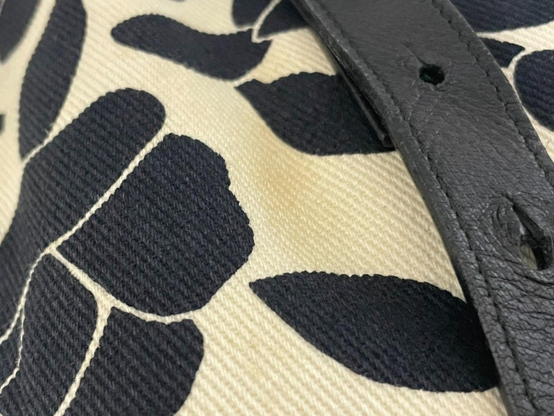 Yves Saint Laurent Tote Logo Bag Kahara