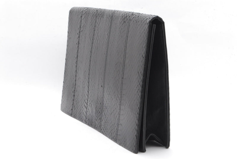 Yves Saint Laurent Ysl Large Clutch