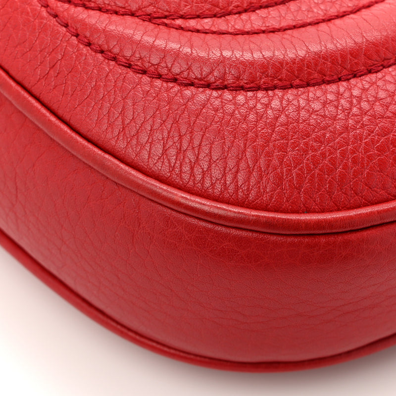 Gucci Pebbled Calfskin Mini Soho Chain