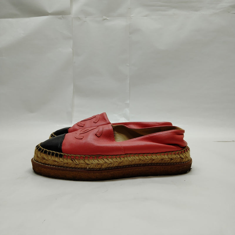 Chanel Casual Shoes Women Pinks Leather