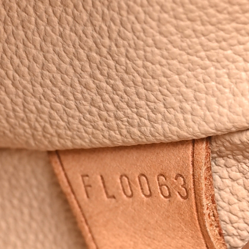 Louis Vuitton Bucket 27