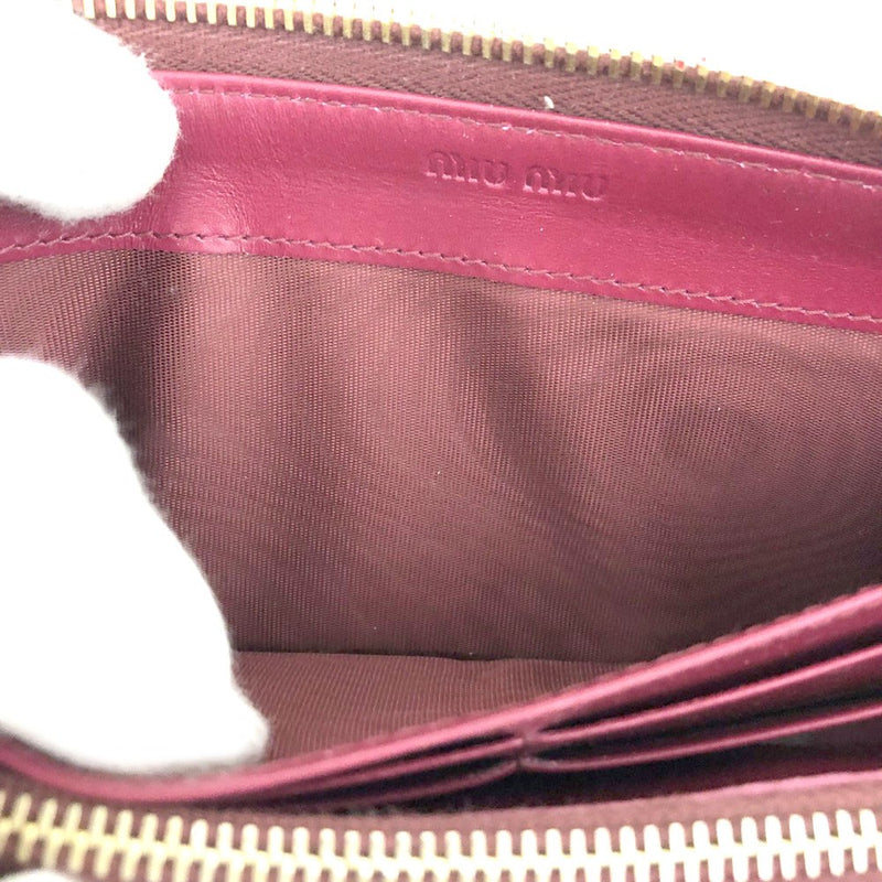Miu Logo Embossed Leather Zippy Long