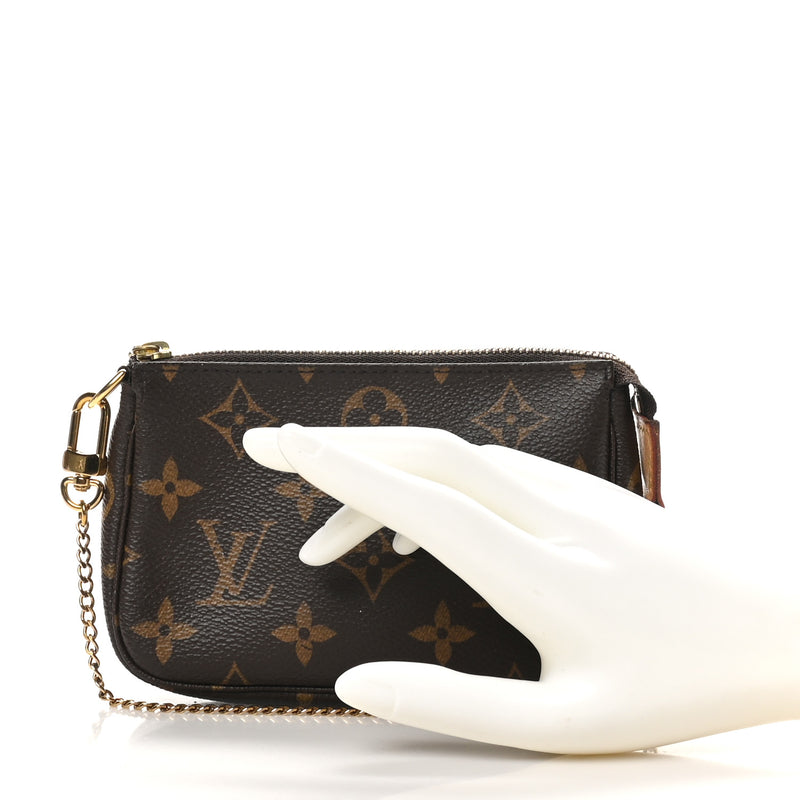 Louis Vuitton Mini Pochette Accessories