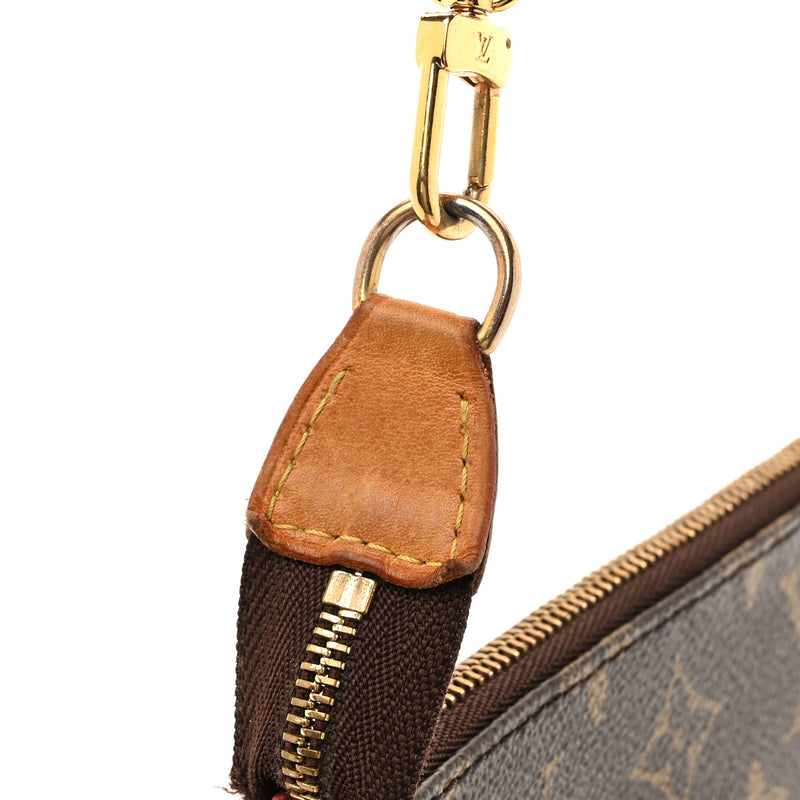 Louis Vuitton V Pochette Accessories