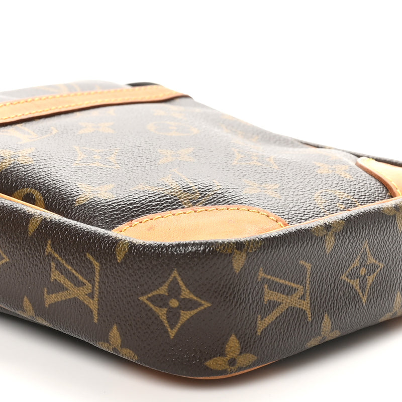 Louis Vuitton Danube 21