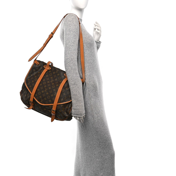 Louis Vuitton Saumur 43