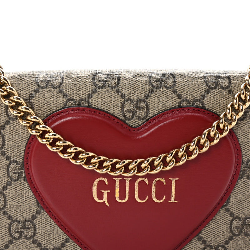 Gucci Gg Supreme Script Logo Heart