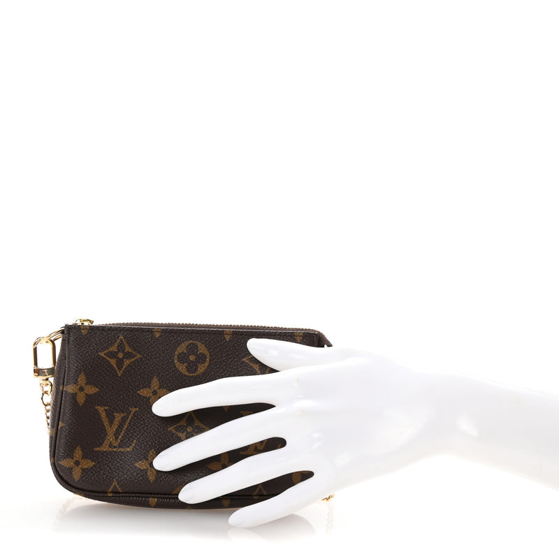 Louis Vuitton Mini Pochette Accessories