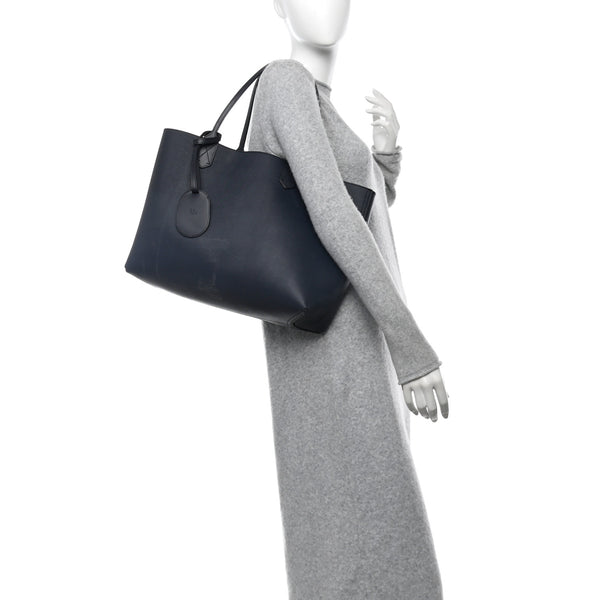 Gucci Gg Supreme Blooms Medium