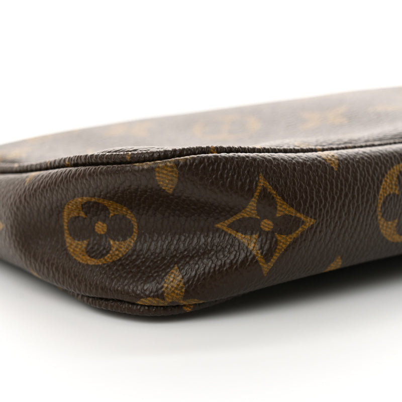 Louis Vuitton Pochette Accessories