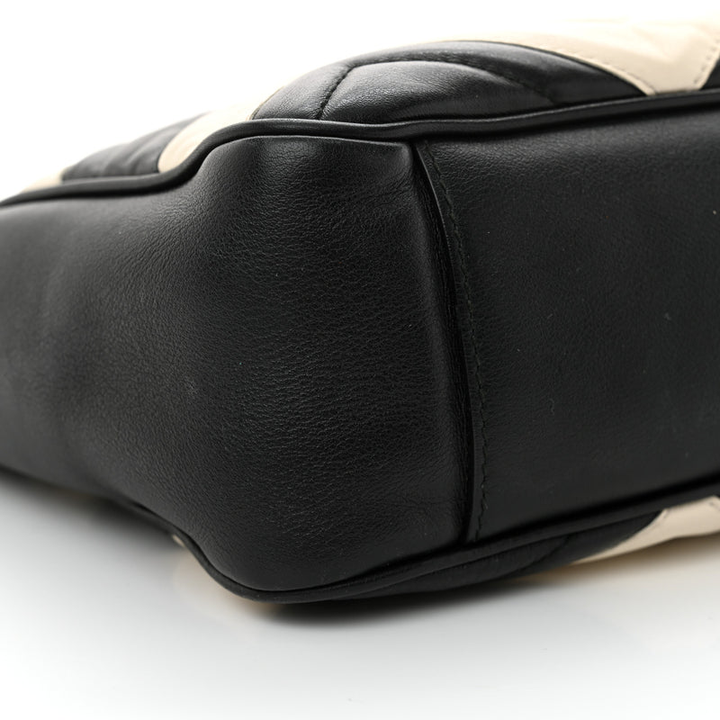 Gucci Calfskin Matelasse Medium Gg
