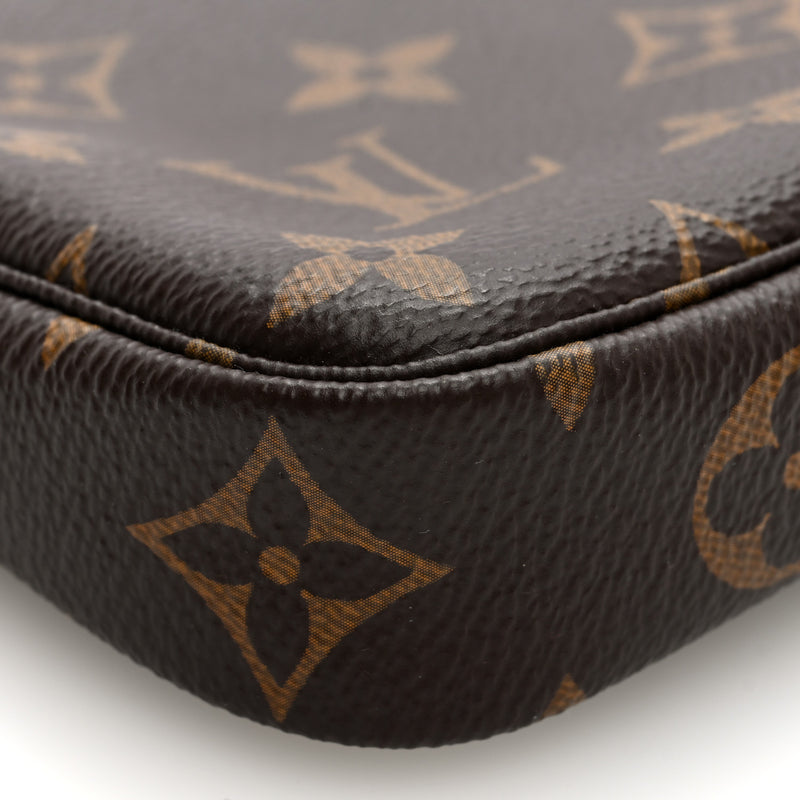 Louis Vuitton Mini Pochette Accessories