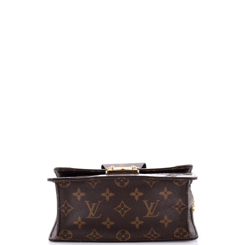 Louis Vuitton Wynwood Handbag Vernis