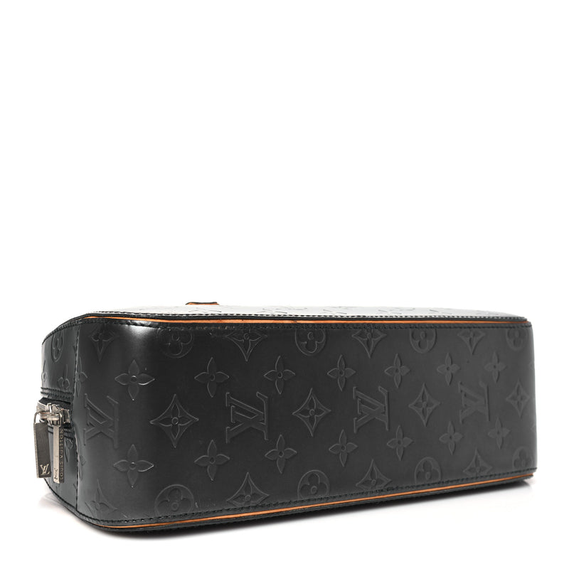 Louis Vuitton Mat Shelton Blue