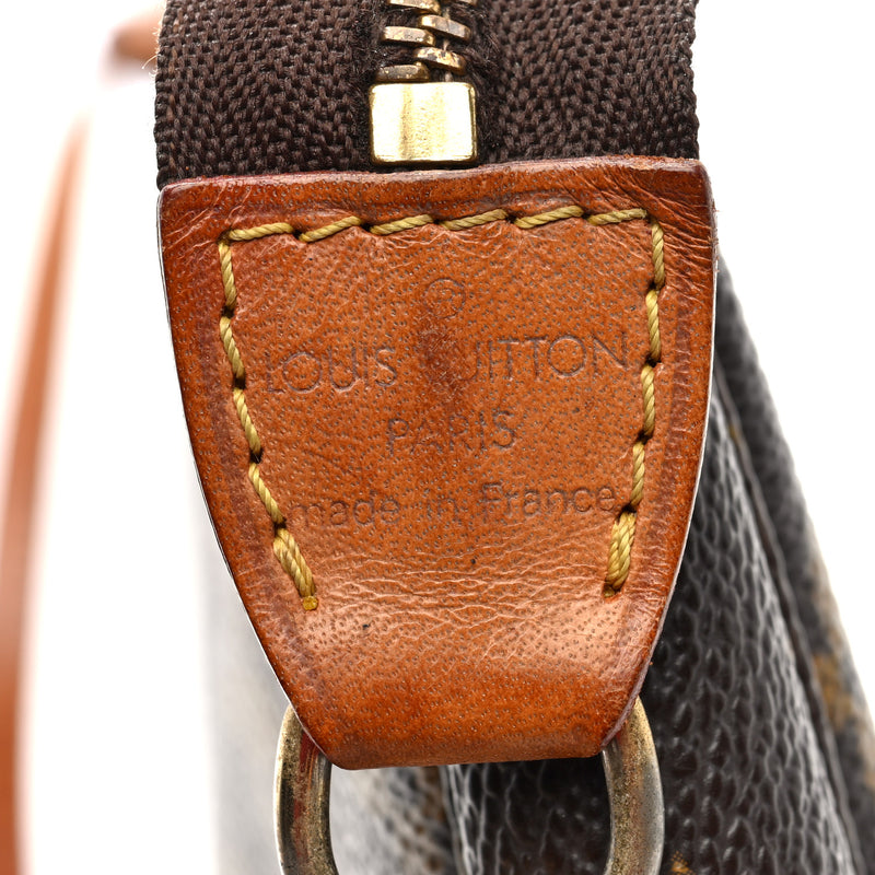 Louis Vuitton Pochette Accessories