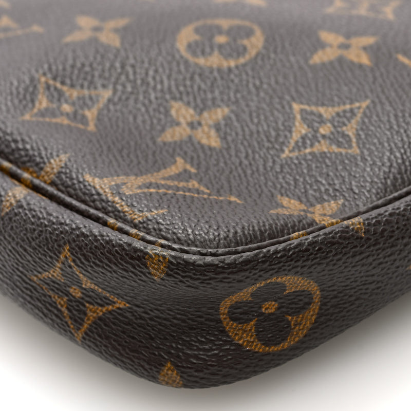 Louis Vuitton Pochette Accessories