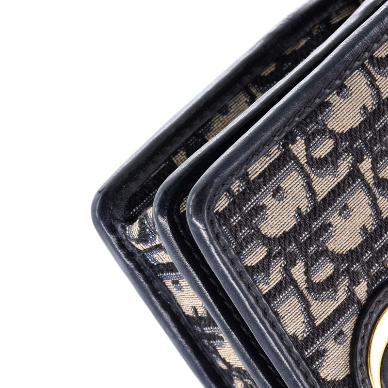 Christian Dior 30 Montaigne 2-In-1 Pouch