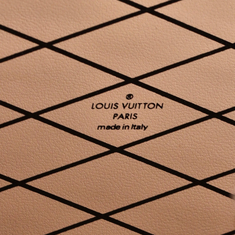 Louis Vuitton Petite Boite Chapeau Bag
