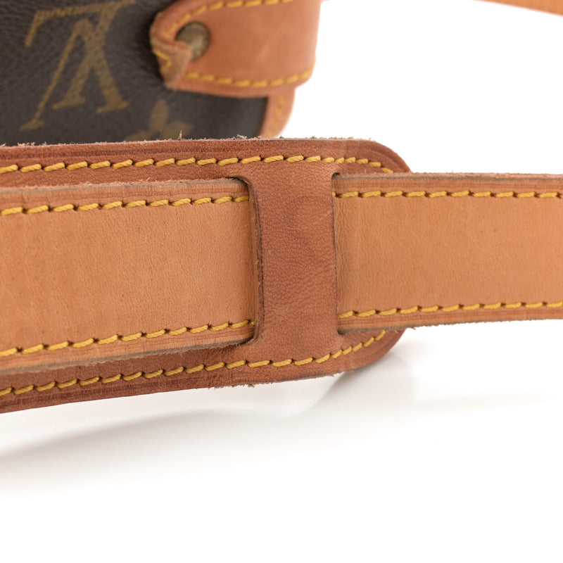 Louis Vuitton Saumur 35