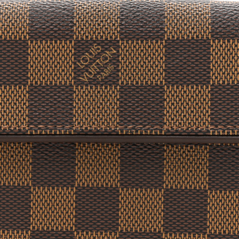 Louis Vuitton Damier Ebene Pochette