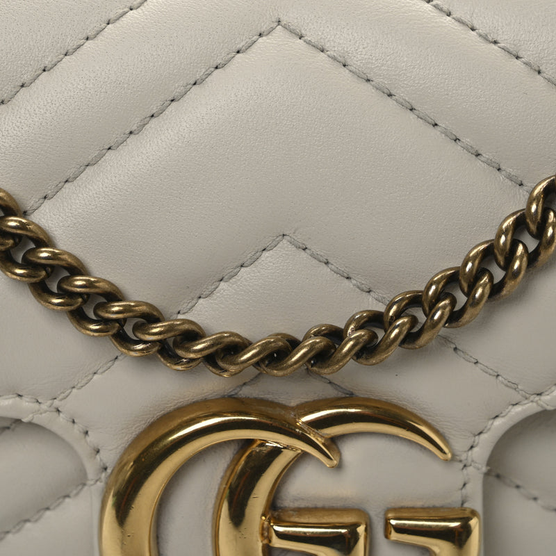 Gucci Calfskin Matelasse Super Mini Gg