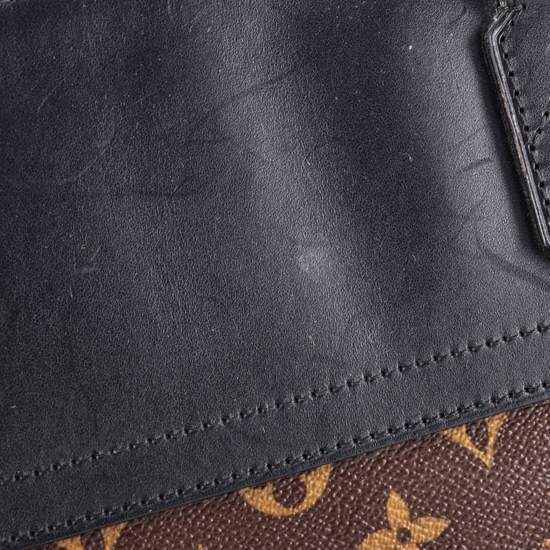 Louis Vuitton Neo Greenwich Handbag
