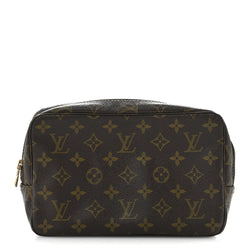 Louis Vuitton Trousse Toilette 23